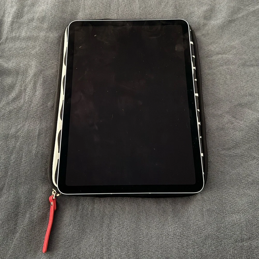 Kate Spade Vintage Black and White Tablet Sleeve with Red accents